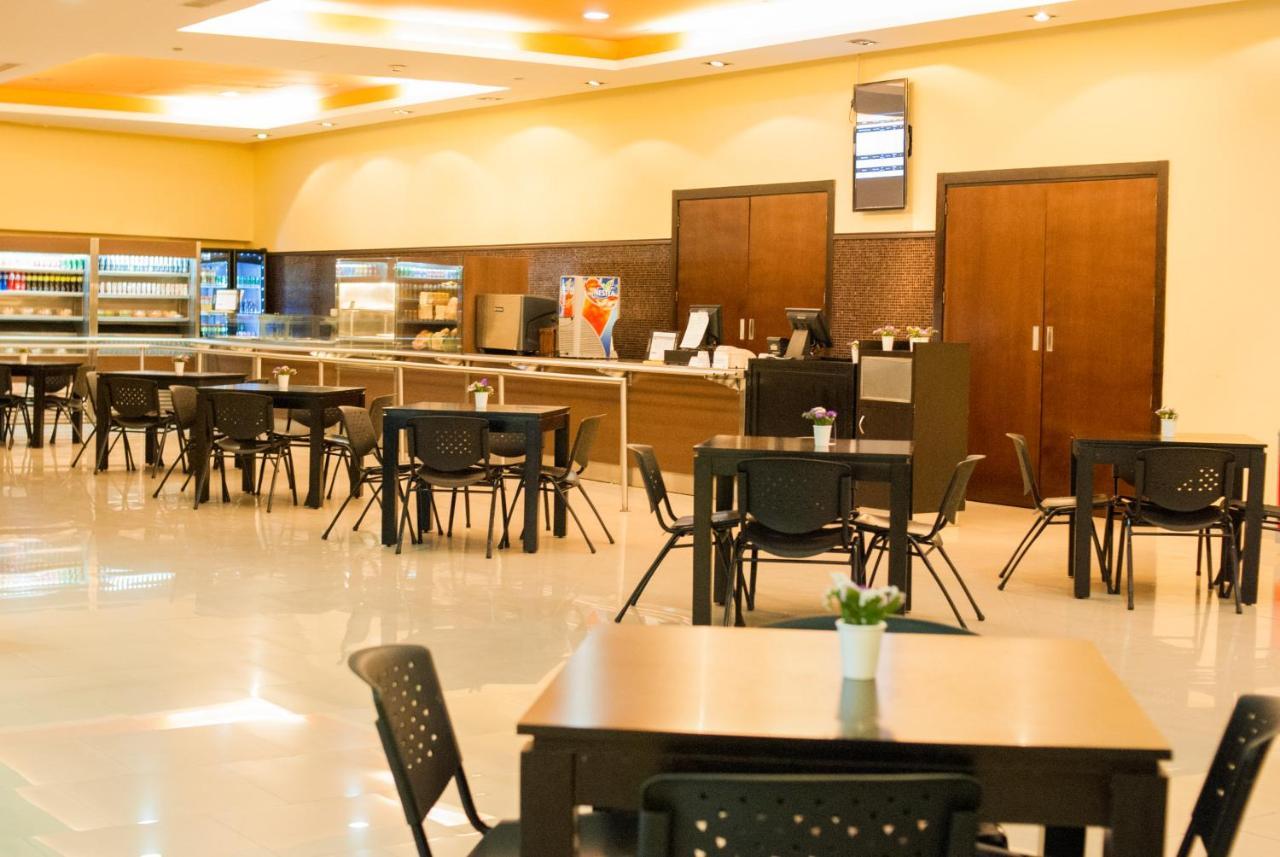 Hesperia Wtc Valencia Hotel Екстериор снимка
