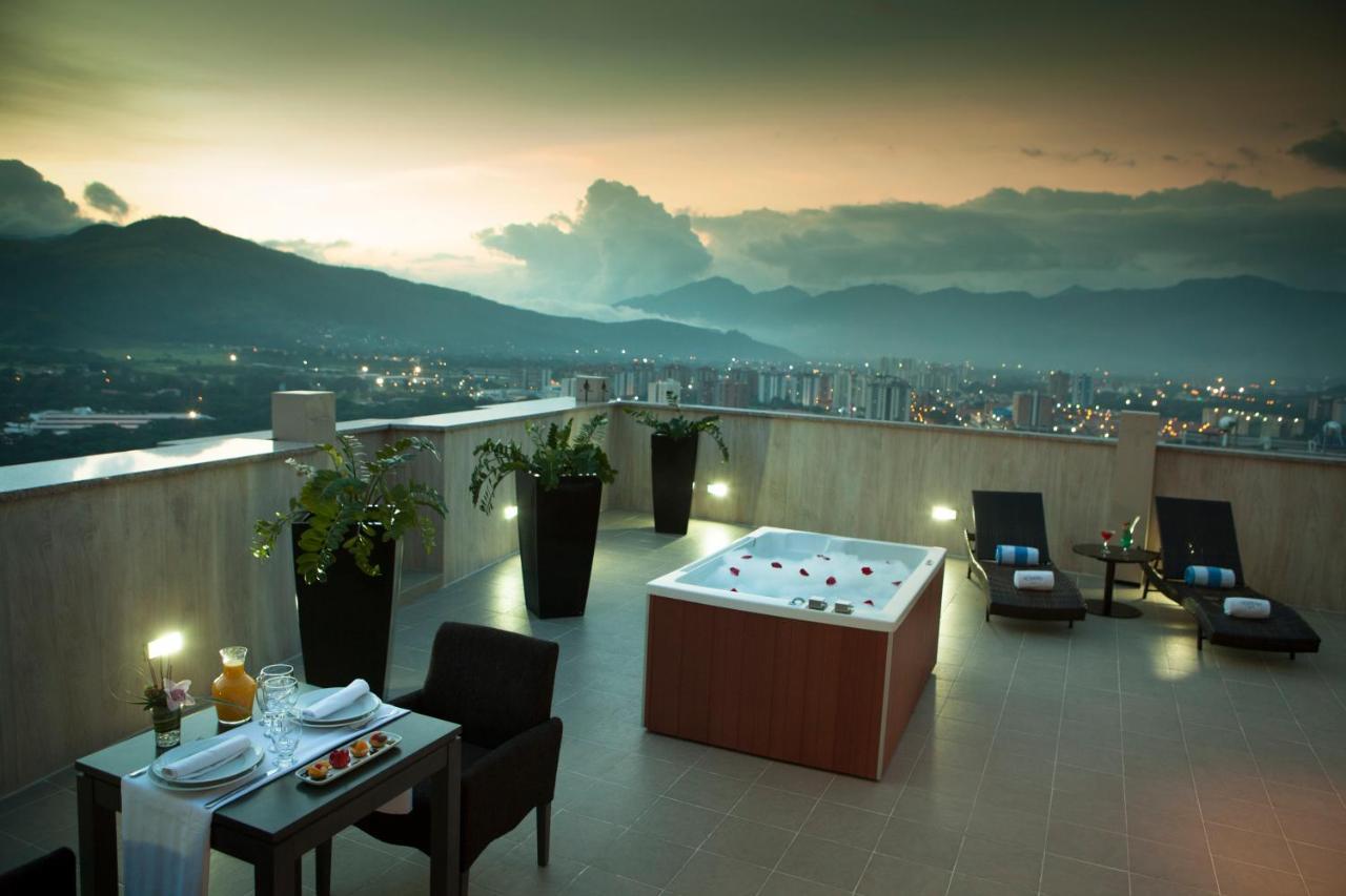 Hesperia Wtc Valencia Hotel Екстериор снимка