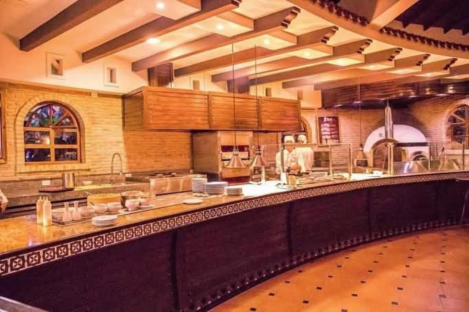 Hesperia Wtc Valencia Hotel Екстериор снимка