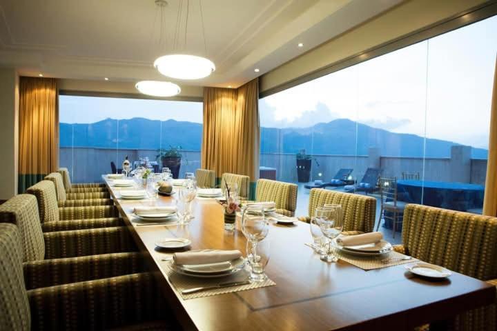 Hesperia Wtc Valencia Hotel Екстериор снимка